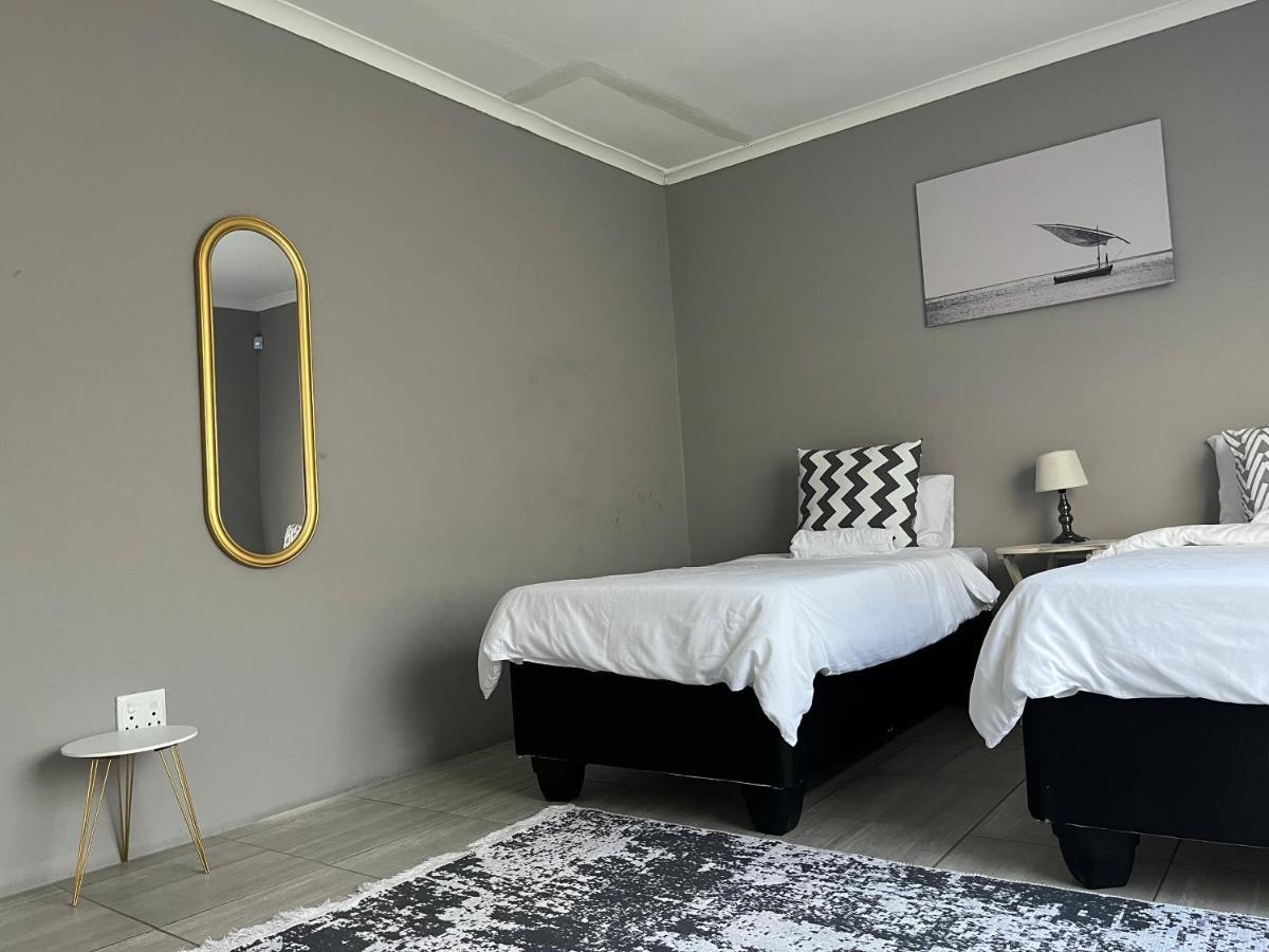 Otis Self Catering Apartman Walvis Bay Kültér fotó