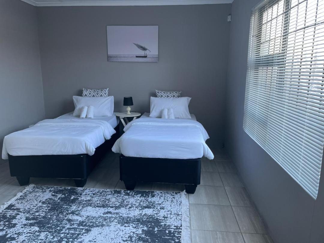 Otis Self Catering Apartman Walvis Bay Kültér fotó